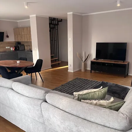 Penthouse Supreme Hu *