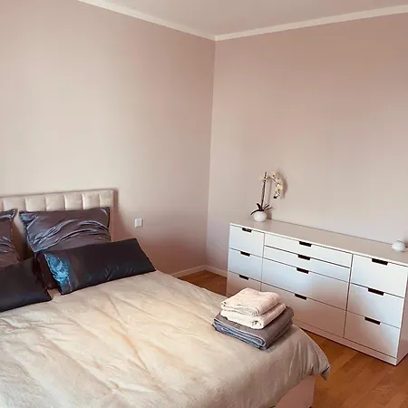 Apartament Penthouse Supreme Hu Hanau