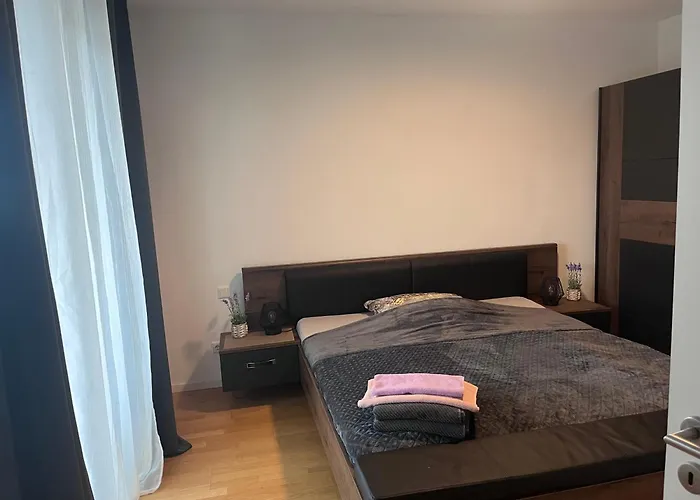 Penthouse Supreme Hu Apartment